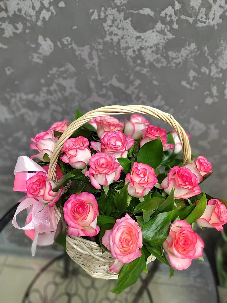 Цветочная композиция из Розы в корзине в Заречье