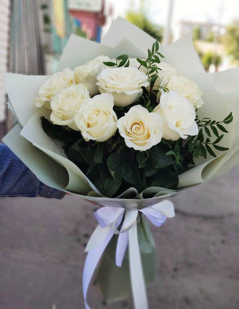 Букет Белые розы Проуд в Заречье