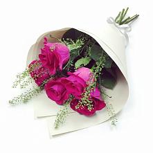 Букет цветов из:  Розы в Заречье