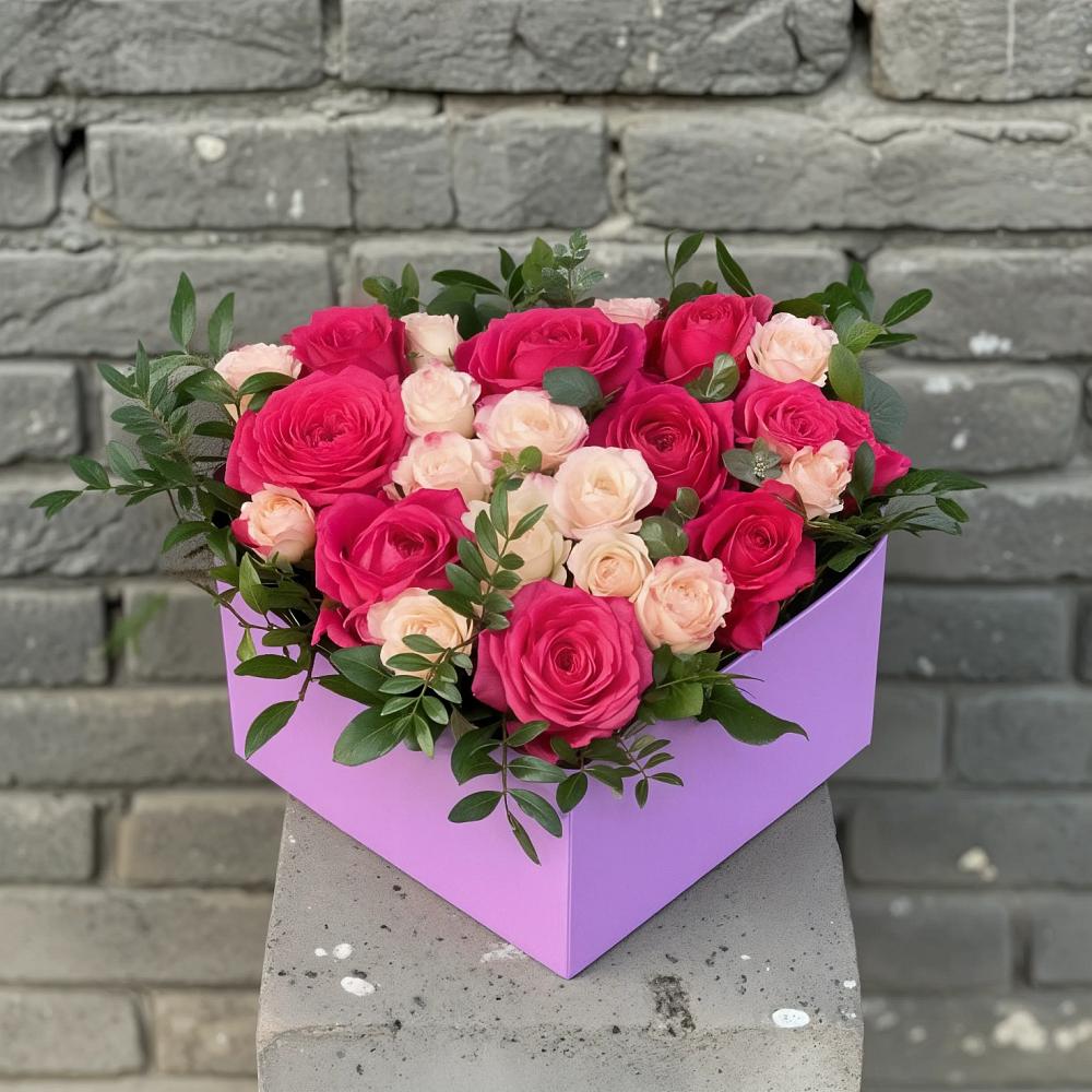 Цветочная композиция из Розы в коробке в Заречье