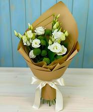 Букет цветов из:  Хризантемы и Лизиантусы в Заречье