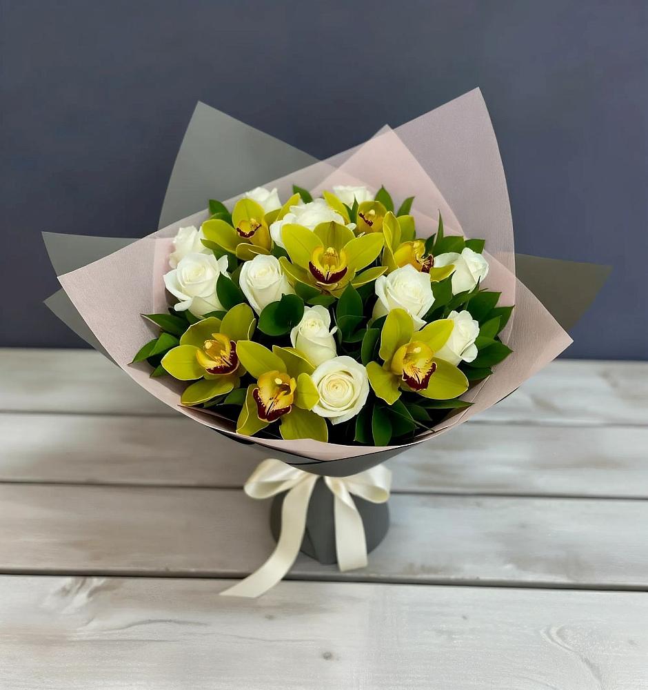 Букет цветов из: Орхидеи и Розы в Заречье