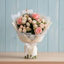 Букет цветов из:  Розы в Заречье
